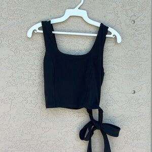 Lululemon SUPER cute tie top